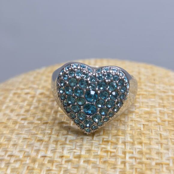 Taylor Swift Lover Era Blue Crystals Heart Ring Size 6 - Picture 1 of 7